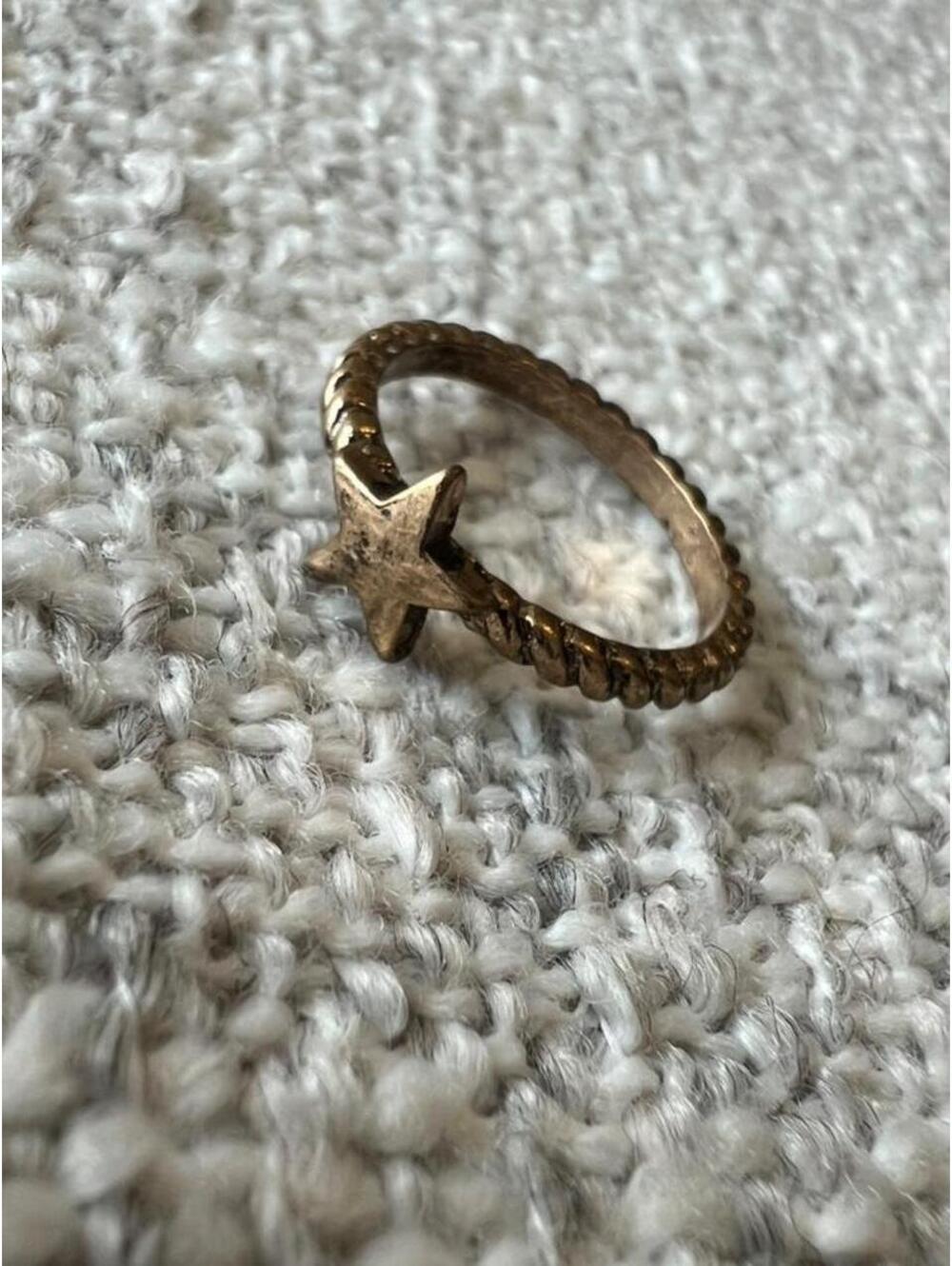 Women's Gold Tone Star Twisted Roped Ring
